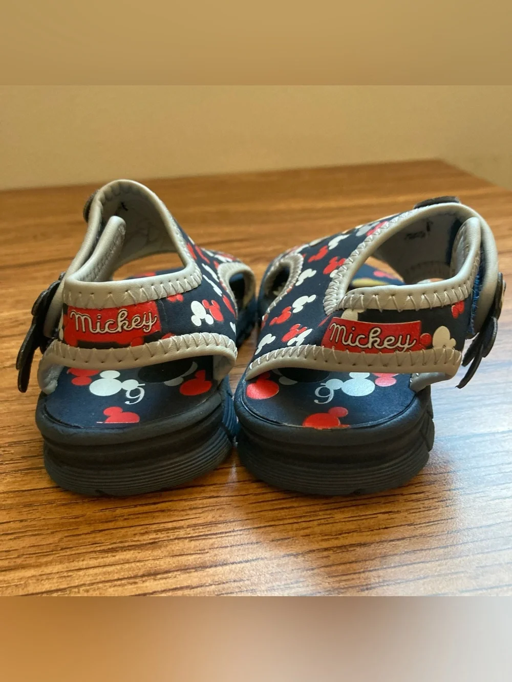 5/$15 Disney Mickey Mouse Navy and Red Kids Sandals 6